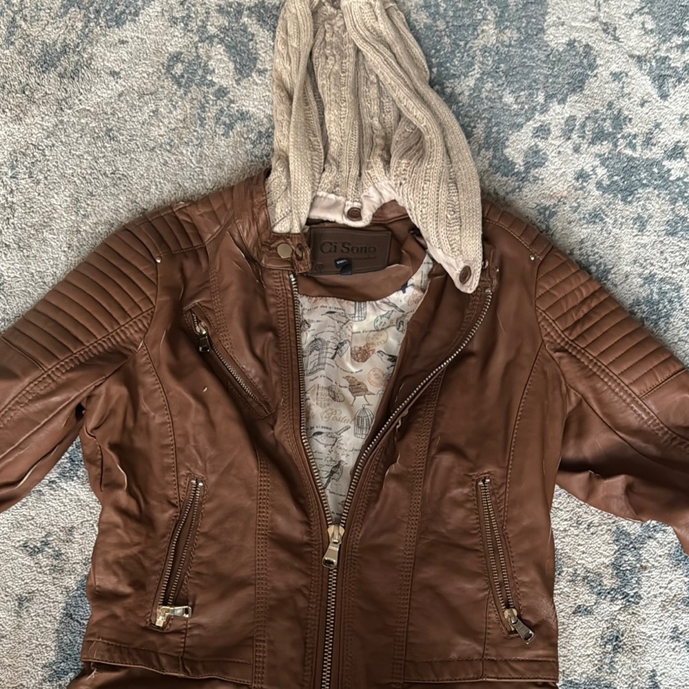 Ci Sono Women's Brown Leather Jacket with Quilted Detail